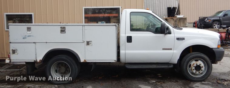 image for item HV9624 2004 Ford F550 Super Duty XL  utility / service truck
