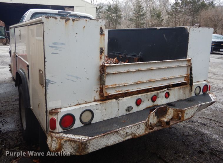 image for item HV9624 2004 Ford F550 Super Duty XL  utility / service truck