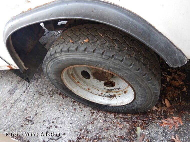 image for item HV9624 2004 Ford F550 Super Duty XL  utility / service truck