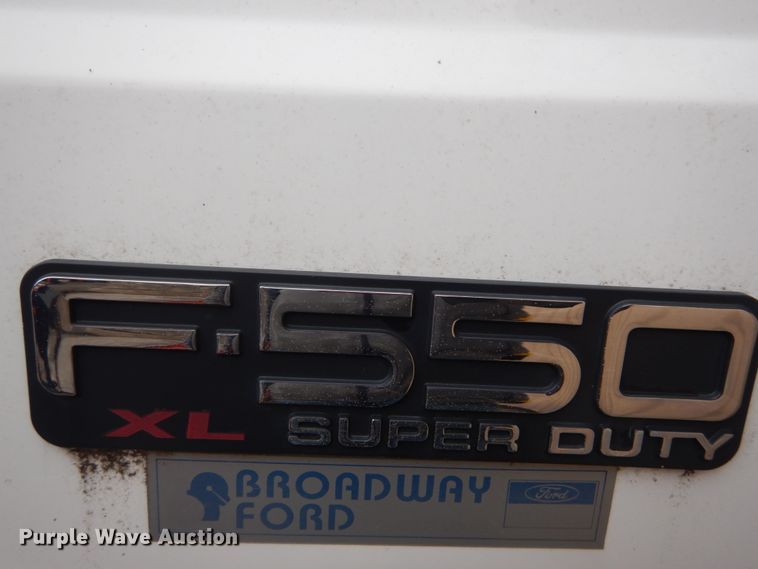 image for item HV9624 2004 Ford F550 Super Duty XL  utility / service truck