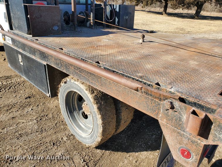 image for item HW9725 2006 Ford F450 XL Super Duty  winch truck