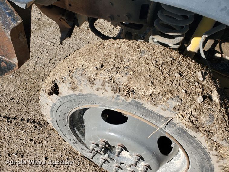 image for item HW9725 2006 Ford F450 XL Super Duty  winch truck