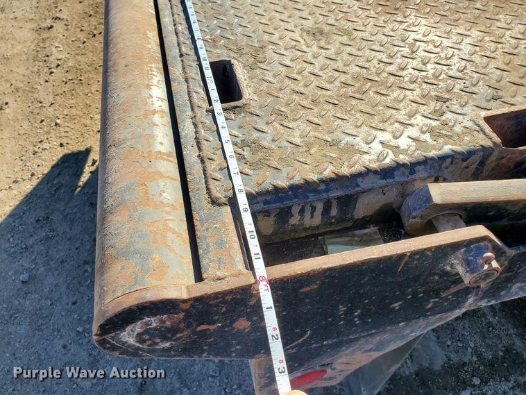 image for item HW9725 2006 Ford F450 XL Super Duty  winch truck