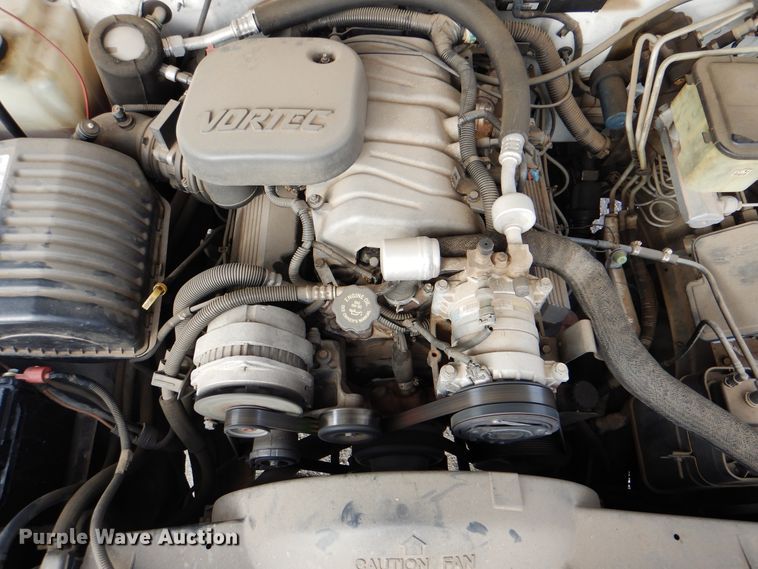 image for item HX9131 1999 Chevrolet Express 3500  box truck