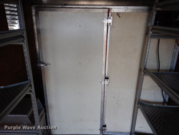 image for item HX9131 1999 Chevrolet Express 3500  box truck