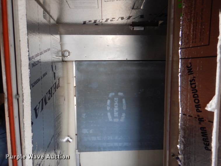 image for item HX9131 1999 Chevrolet Express 3500  box truck