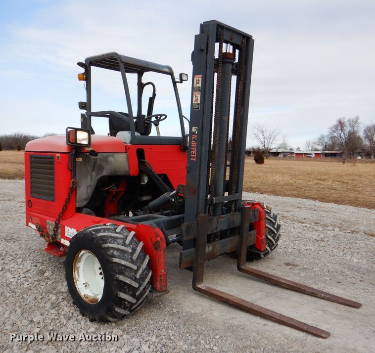 image for item HX9132 2007 Moffett M55  forklift