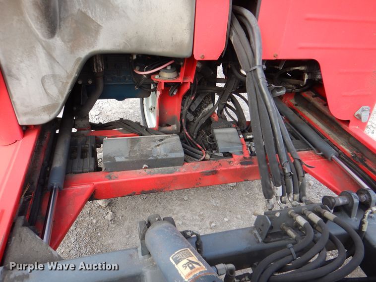 image for item HX9132 2007 Moffett M55  forklift