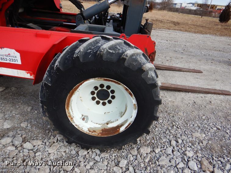 image for item HX9132 2007 Moffett M55  forklift