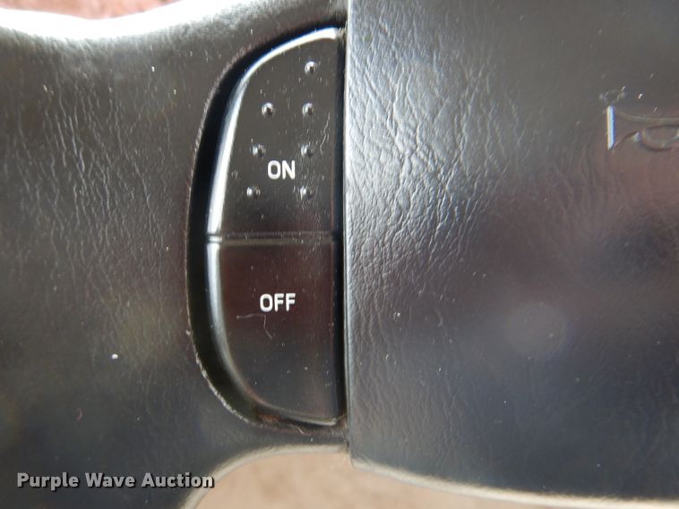 image for item HX9138 2002 Ford Damon Intruder  RV