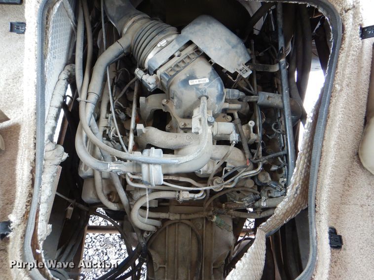 image for item HX9138 2002 Ford Damon Intruder  RV