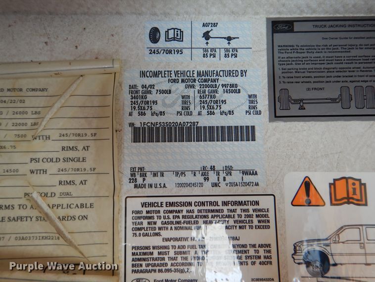 image for item HX9138 2002 Ford Damon Intruder  RV