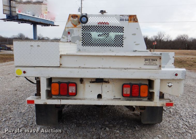 image for item HX9139 2014 Toyota Tacoma  flatbed pickup truck