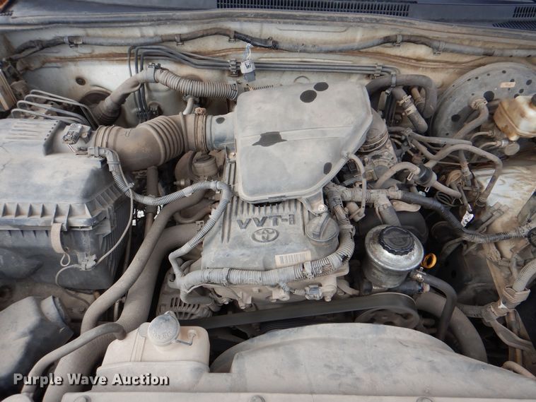 image for item HX9139 2014 Toyota Tacoma  flatbed pickup truck