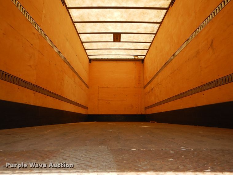 image for item HX9142 2015 Peterbilt 337  box truck