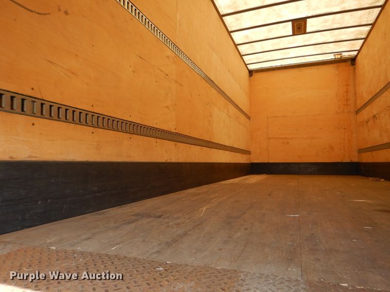 image for item HX9142 2015 Peterbilt 337  box truck