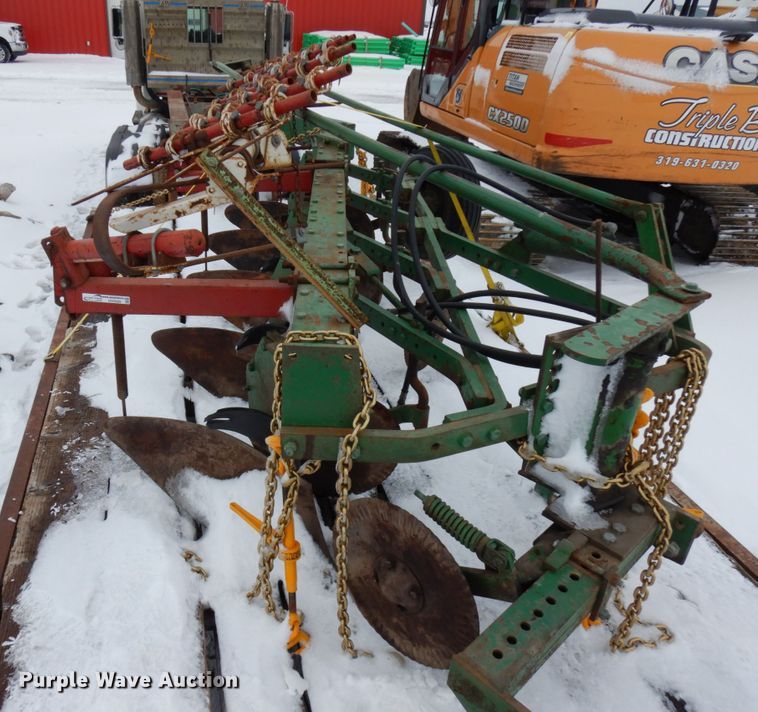 image for item HX9589 Five bottom plow