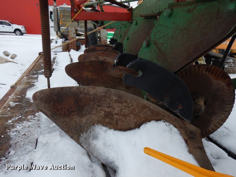 image for item HX9589 Five bottom plow