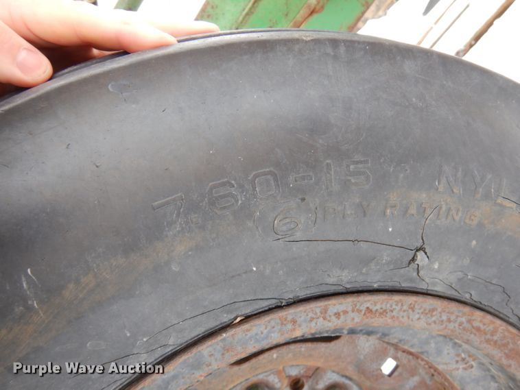 image for item HX9589 Five bottom plow