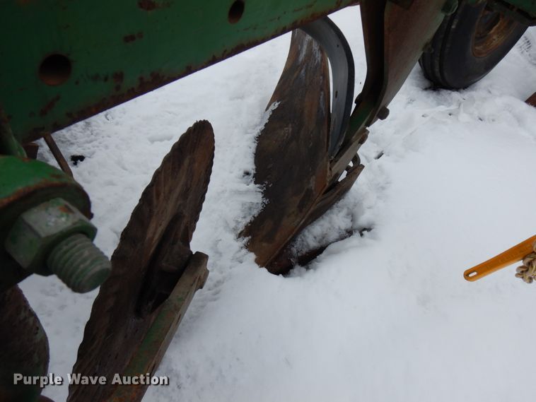 image for item HX9589 Five bottom plow