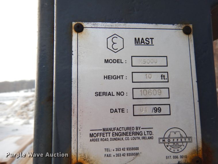 image for item HX9602 1999 Moffett M5000  forklift