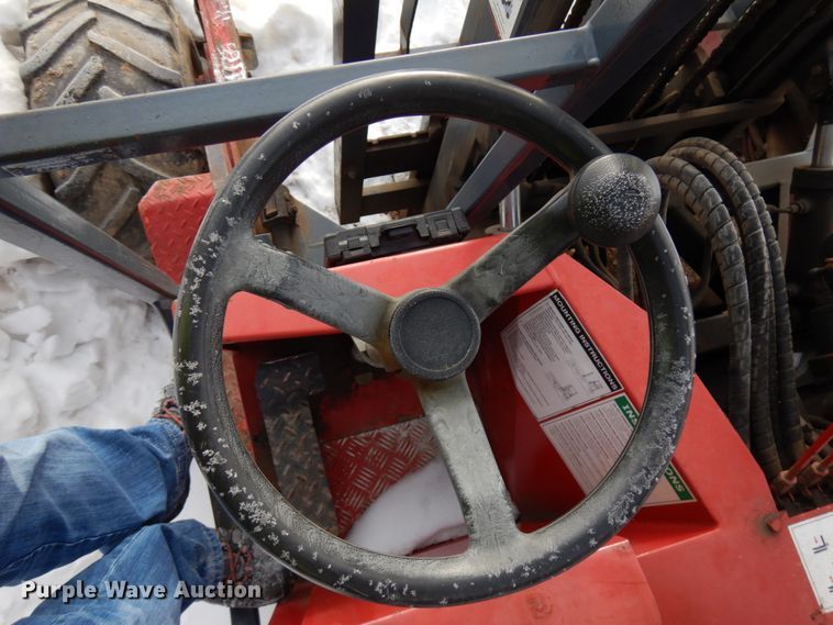 image for item HX9602 1999 Moffett M5000  forklift