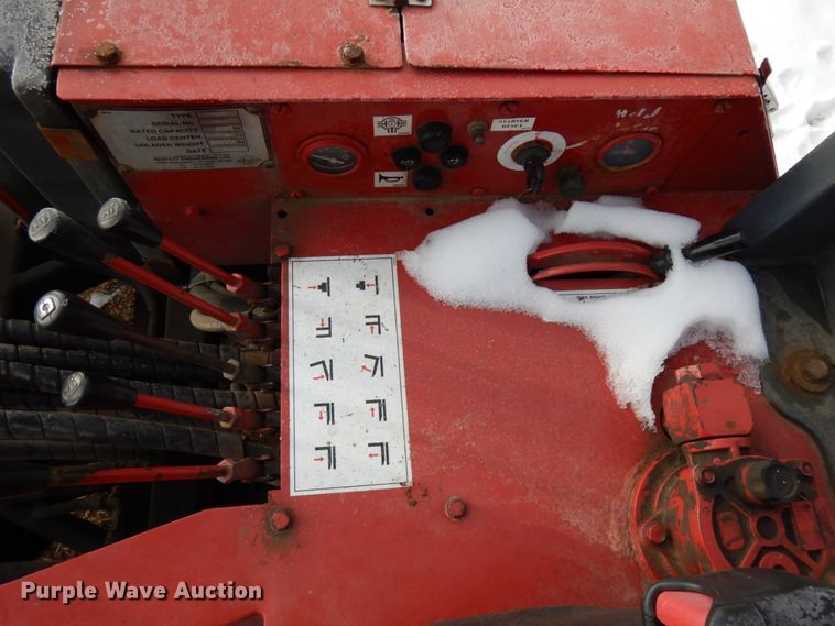 image for item HX9602 1999 Moffett M5000  forklift