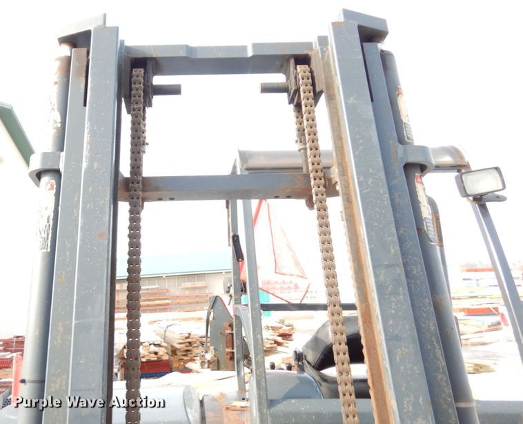 image for item HX9604 2009 Moffett M45  forklift