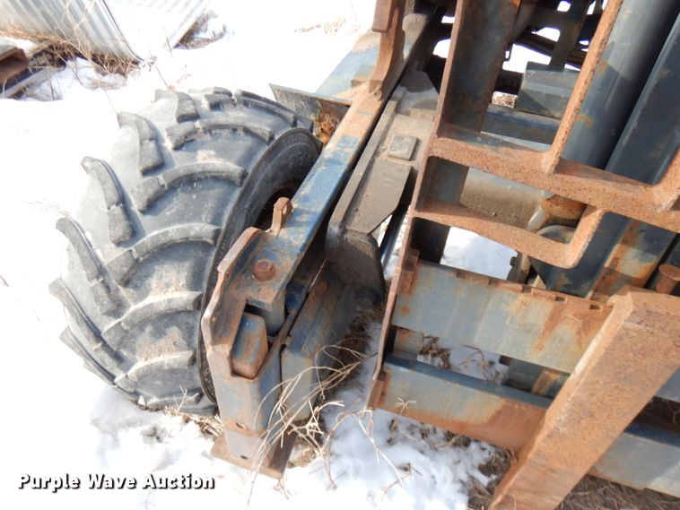 image for item HX9604 2009 Moffett M45  forklift