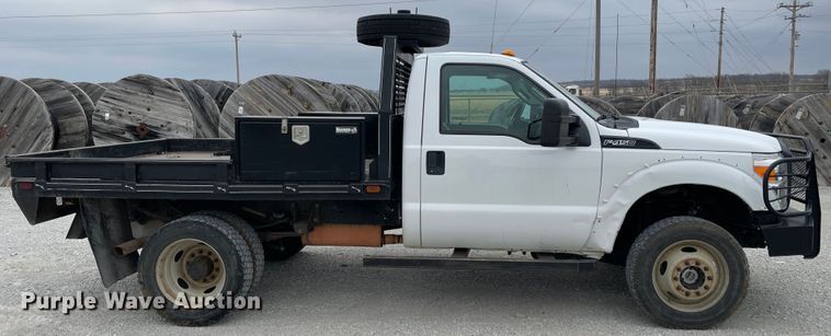 image for item HX9755 2014 Ford F450 Super Duty  flatbed truck
