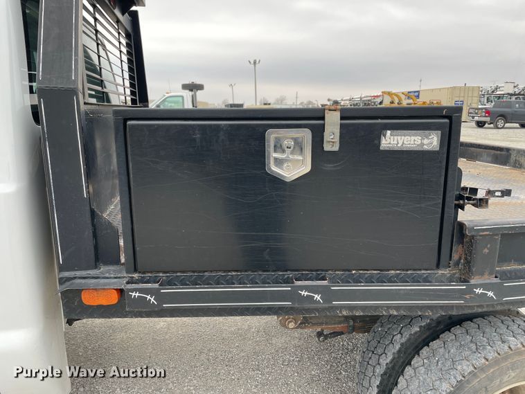 image for item HX9755 2014 Ford F450 Super Duty  flatbed truck