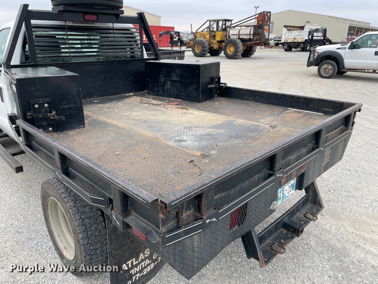 image for item HX9755 2014 Ford F450 Super Duty  flatbed truck