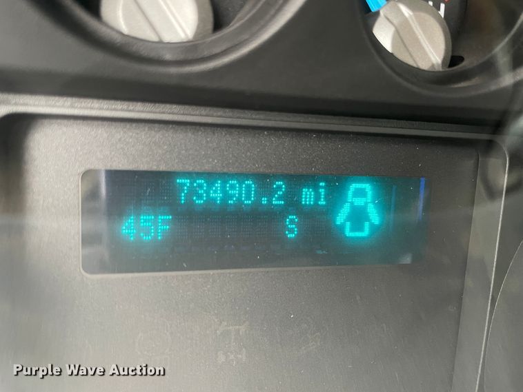 image for item HX9755 2014 Ford F450 Super Duty  flatbed truck