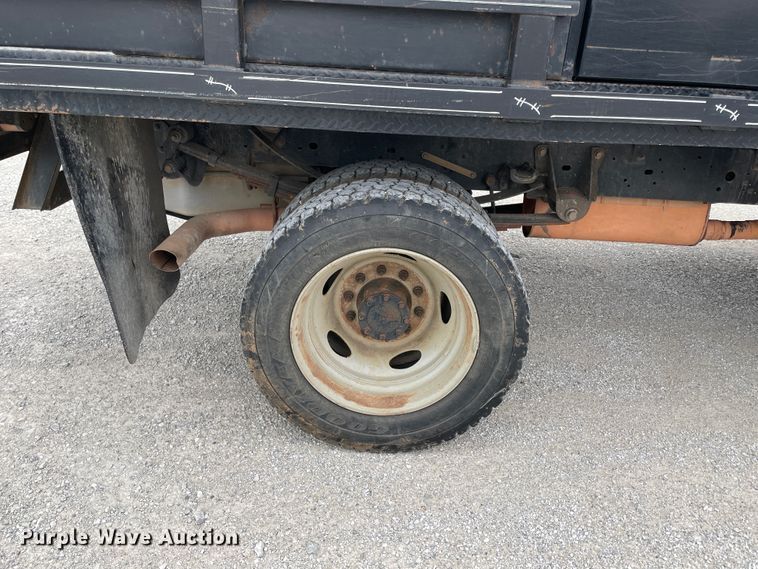 image for item HX9755 2014 Ford F450 Super Duty  flatbed truck