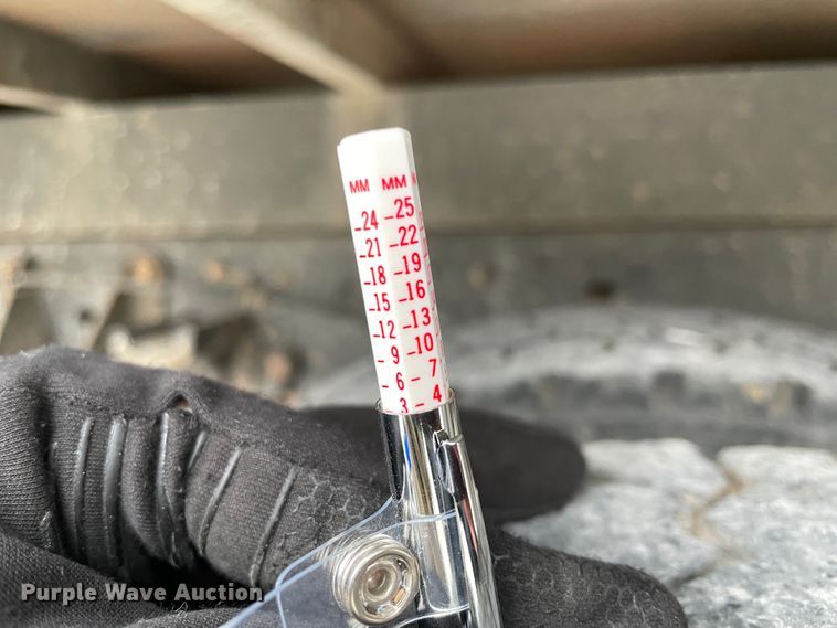 image for item HX9755 2014 Ford F450 Super Duty  flatbed truck