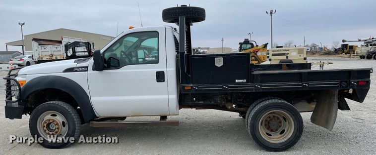 image for item HX9759 2013 Ford F450 Super Duty  flatbed truck