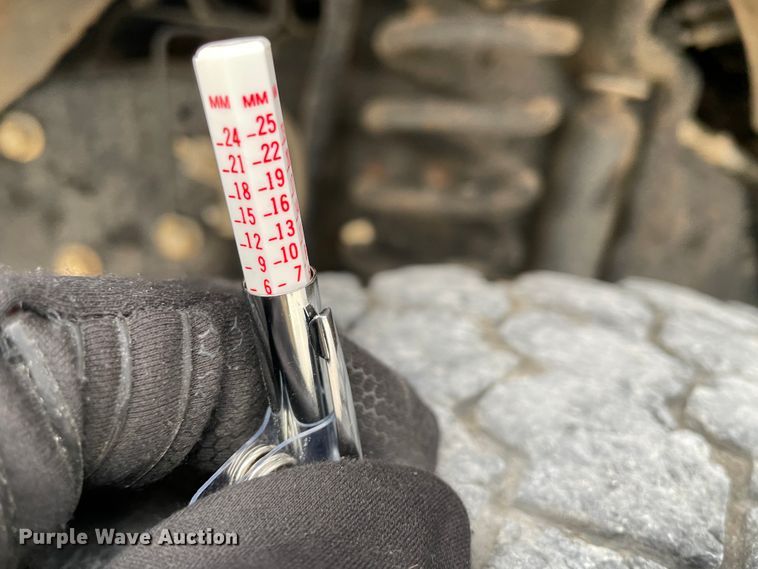 image for item HX9759 2013 Ford F450 Super Duty  flatbed truck