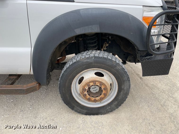 image for item HX9759 2013 Ford F450 Super Duty  flatbed truck