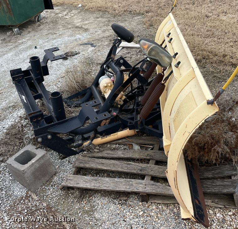 image for item HX9774 Meyer C-8 snow plow