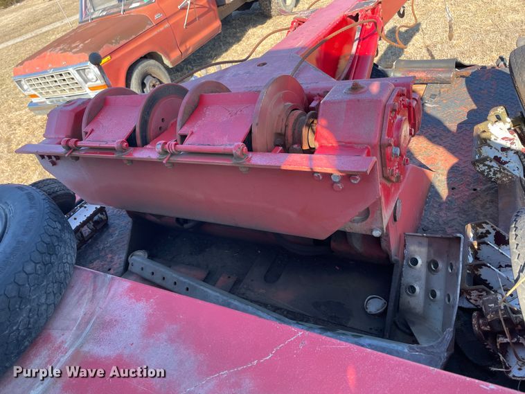 image for item HX9780 1989 Ford F600  tow truck