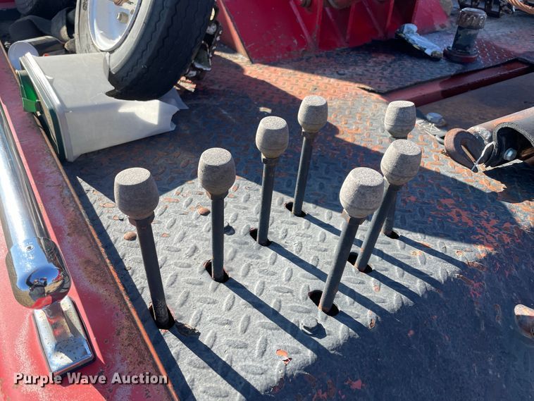 image for item HX9780 1989 Ford F600  tow truck