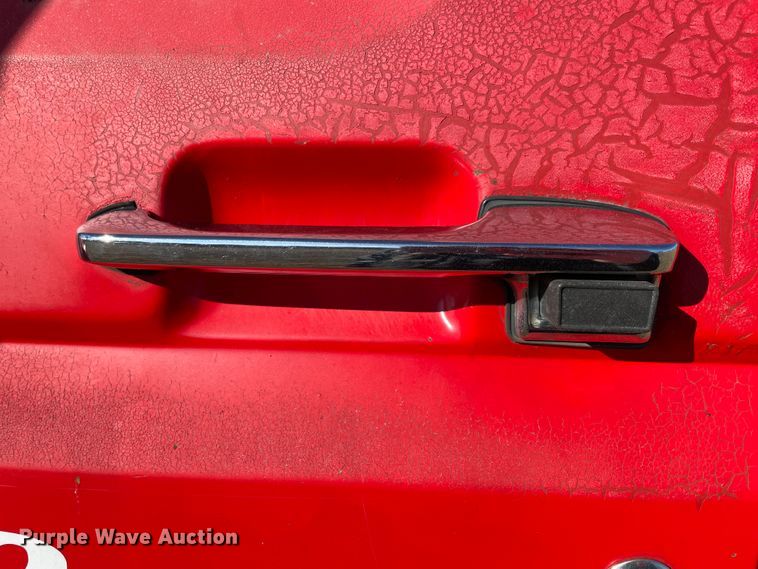 image for item HX9780 1989 Ford F600  tow truck