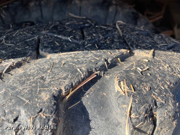 image for item HX9780 1989 Ford F600  tow truck