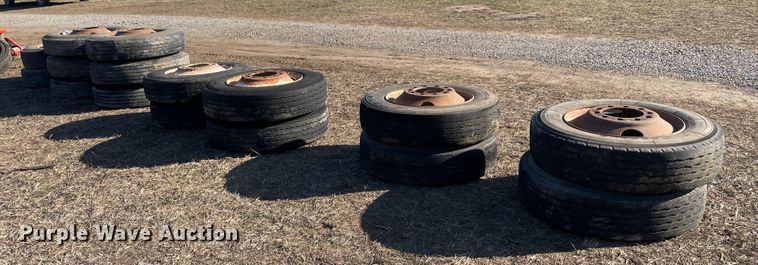 image for item HX9782 (16) tires