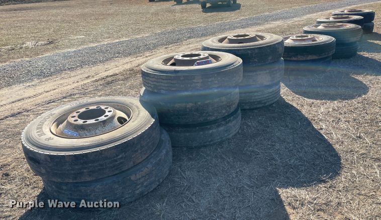 image for item HX9782 (16) tires