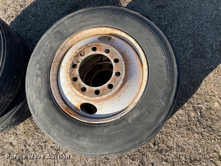 image for item HX9782 (16) tires