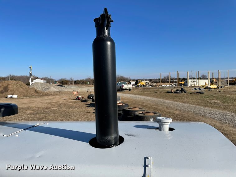 image for item HX9784 1973 Dresser  air compressor