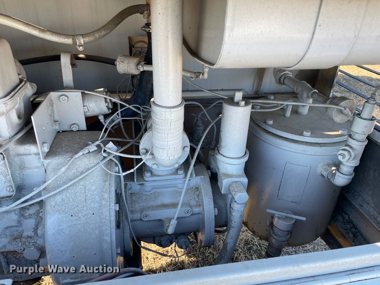 image for item HX9784 1973 Dresser  air compressor