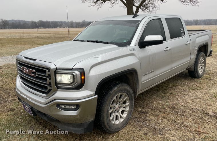 image for item HX9798 2017 GMC Sierra 1500  Crew Cab pickup truck