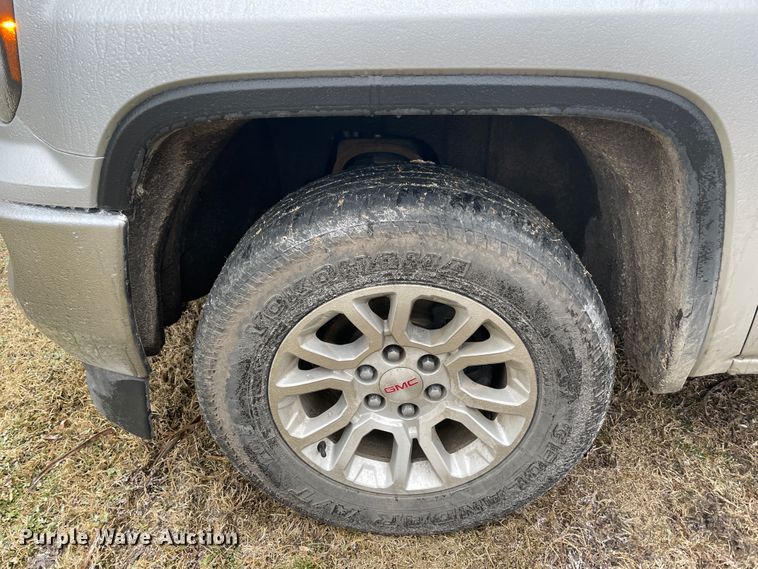 image for item HX9798 2017 GMC Sierra 1500  Crew Cab pickup truck